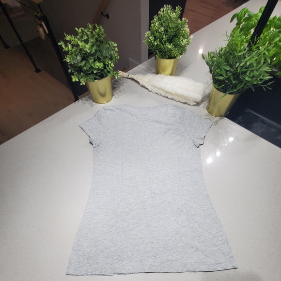 ROXY Très beau t-shirt à manches courtes svec logo de la marque - Picture 4 of 6